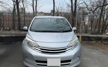 Nissan Note II рестайлинг, 2013 год, 650 000 рублей, 2 фотография