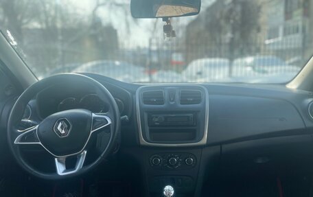 Renault Logan II, 2019 год, 700 000 рублей, 7 фотография