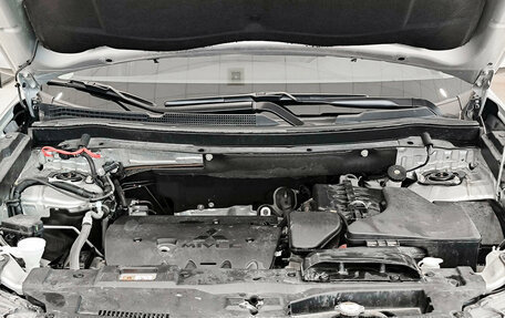 Mitsubishi Outlander III рестайлинг 3, 2022 год, 3 099 000 рублей, 9 фотография