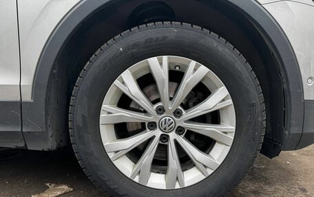 Volkswagen Tiguan II, 2017 год, 2 750 000 рублей, 14 фотография