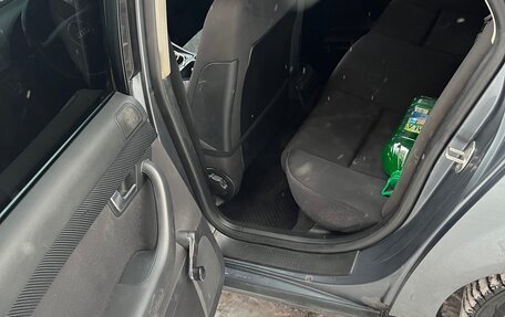 Audi A4, 2003 год, 500 000 рублей, 3 фотография