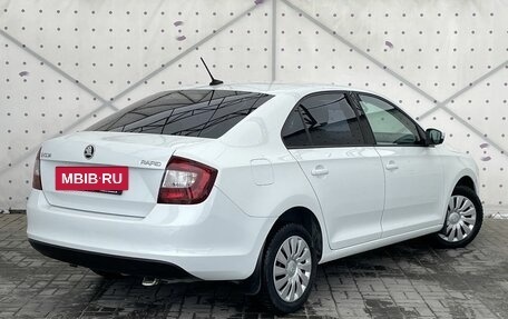 Skoda Rapid I, 2017 год, 990 000 рублей, 4 фотография