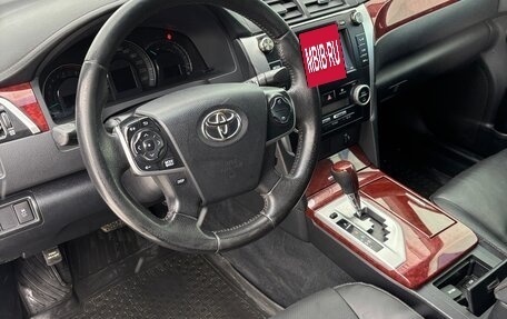 Toyota Camry, 2014 год, 1 830 000 рублей, 13 фотография