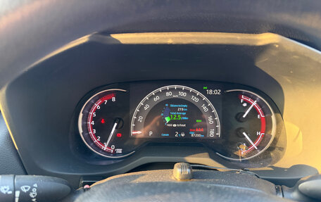 Toyota RAV4, 2019 год, 3 130 000 рублей, 8 фотография