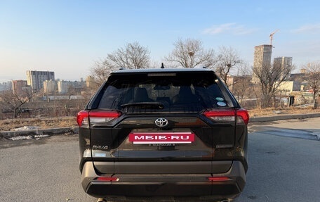 Toyota RAV4, 2019 год, 3 130 000 рублей, 4 фотография
