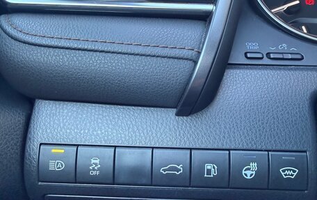 Toyota Camry, 2019 год, 1 950 000 рублей, 14 фотография