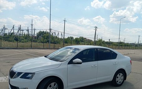 Skoda Octavia, 2018 год, 950 000 рублей, 3 фотография
