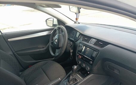 Skoda Octavia, 2018 год, 950 000 рублей, 5 фотография