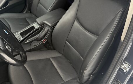 BMW 3 серия, 2007 год, 670 000 рублей, 18 фотография