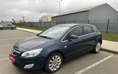 Opel Astra J, 2011 год, 950 000 рублей, 1 фотография