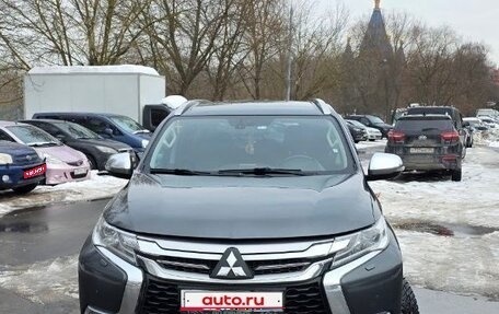 Mitsubishi Pajero Sport III рестайлинг, 2018 год, 2 700 000 рублей, 1 фотография