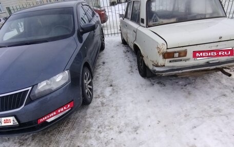 Skoda Rapid I, 2015 год, 900 000 рублей, 2 фотография