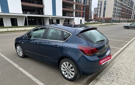 Opel Astra J, 2011 год, 950 000 рублей, 5 фотография