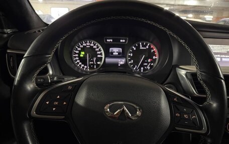 Infiniti Q30, 2018 год, 2 250 000 рублей, 22 фотография