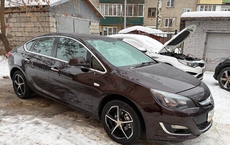 Opel Astra J, 2013 год, 1 025 000 рублей, 4 фотография