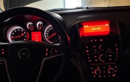 Opel Astra J, 2013 год, 1 025 000 рублей, 22 фотография