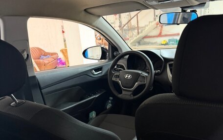 Hyundai Solaris II рестайлинг, 2019 год, 1 200 000 рублей, 4 фотография