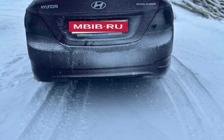 Hyundai Solaris II рестайлинг, 2011 год, 720 000 рублей, 3 фотография