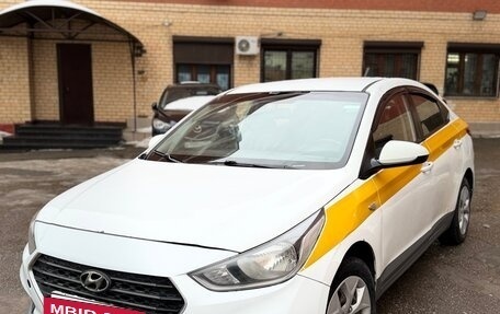 Hyundai Solaris II рестайлинг, 2017 год, 550 000 рублей, 2 фотография