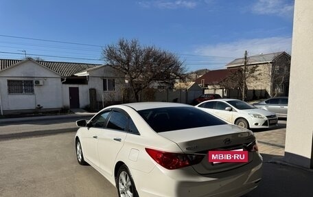 Hyundai Sonata VI, 2011 год, 1 220 000 рублей, 4 фотография
