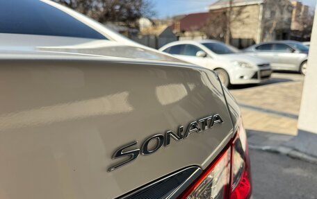 Hyundai Sonata VI, 2011 год, 1 220 000 рублей, 12 фотография