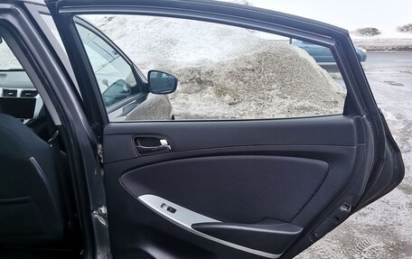 Hyundai Solaris II рестайлинг, 2013 год, 720 000 рублей, 15 фотография