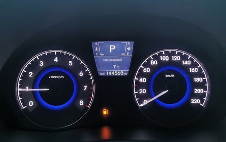 Hyundai Solaris II рестайлинг, 2013 год, 720 000 рублей, 28 фотография