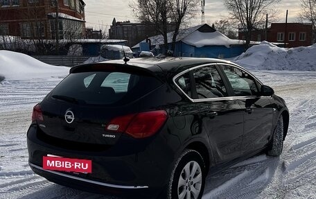 Opel Astra J, 2014 год, 935 000 рублей, 4 фотография