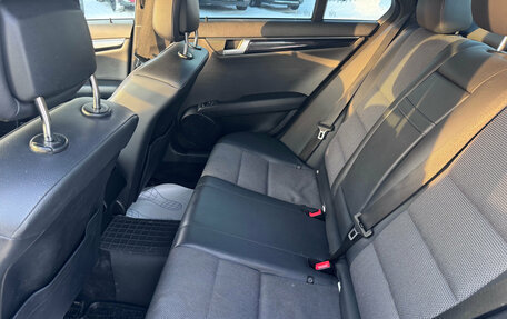 Mercedes-Benz C-Класс, 2012 год, 1 250 000 рублей, 10 фотография