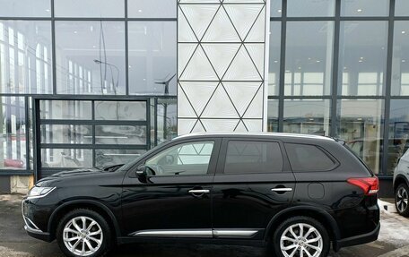 Mitsubishi Outlander III рестайлинг 3, 2018 год, 2 149 000 рублей, 8 фотография