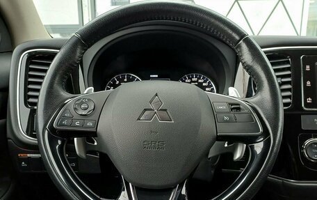 Mitsubishi Outlander III рестайлинг 3, 2018 год, 2 149 000 рублей, 13 фотография