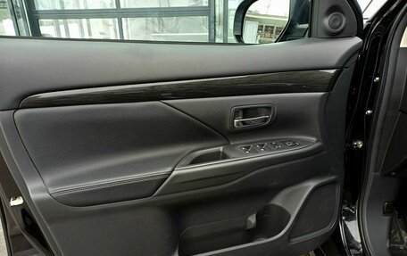 Mitsubishi Outlander III рестайлинг 3, 2018 год, 2 149 000 рублей, 18 фотография