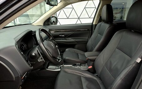 Mitsubishi Outlander III рестайлинг 3, 2018 год, 2 149 000 рублей, 21 фотография