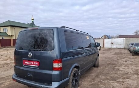Volkswagen Caravelle T5, 2008 год, 1 250 000 рублей, 2 фотография