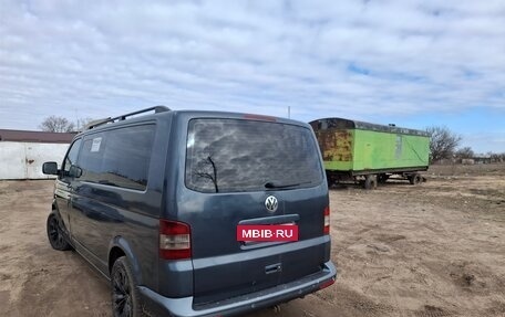 Volkswagen Caravelle T5, 2008 год, 1 250 000 рублей, 3 фотография