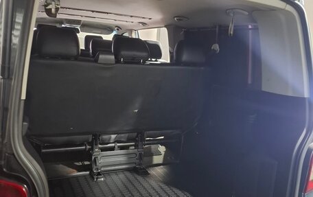 Volkswagen Caravelle T5, 2008 год, 1 250 000 рублей, 16 фотография