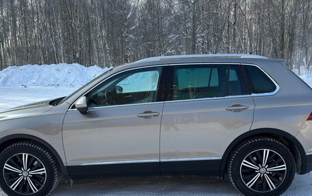 Volkswagen Tiguan II, 2017 год, 2 990 000 рублей, 3 фотография