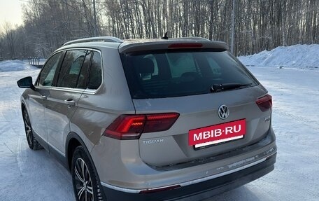 Volkswagen Tiguan II, 2017 год, 2 990 000 рублей, 5 фотография
