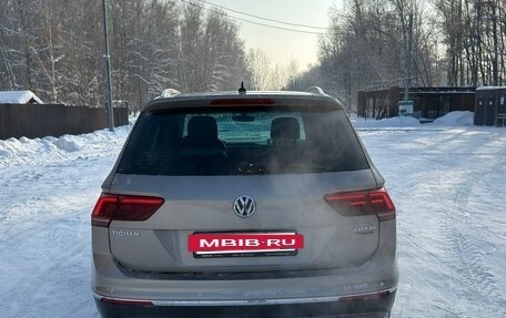 Volkswagen Tiguan II, 2017 год, 2 990 000 рублей, 6 фотография