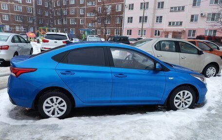 Hyundai Solaris II рестайлинг, 2017 год, 1 260 000 рублей, 10 фотография