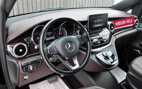 Mercedes-Benz V-Класс, 2017 год, 4 000 000 рублей, 11 фотография