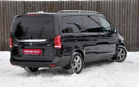 Mercedes-Benz V-Класс, 2017 год, 4 000 000 рублей, 5 фотография