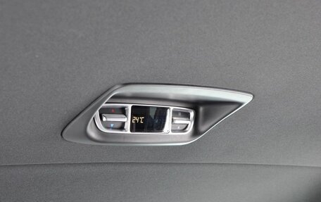 Mercedes-Benz V-Класс, 2017 год, 4 000 000 рублей, 21 фотография