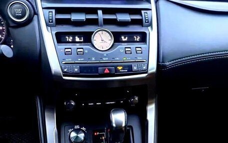 Lexus NX I, 2021 год, 3 400 000 рублей, 14 фотография