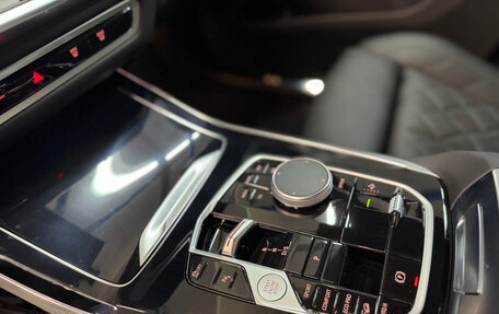 BMW X7, 2025 год, 16 000 000 рублей, 13 фотография