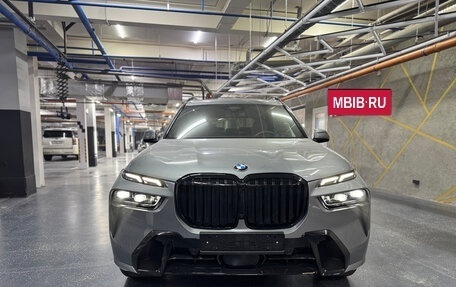BMW X7, 2025 год, 16 000 000 рублей, 2 фотография