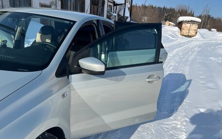 Volkswagen Polo VI (EU Market), 2012 год, 640 000 рублей, 16 фотография