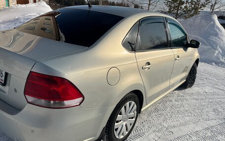 Volkswagen Polo VI (EU Market), 2012 год, 640 000 рублей, 24 фотография