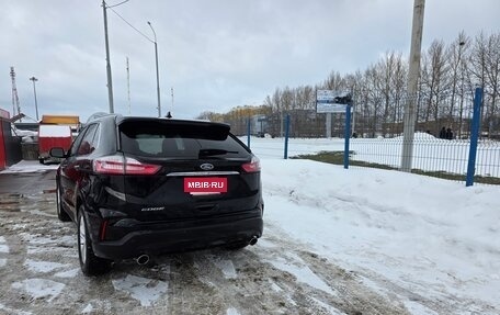 Ford Edge II рестайлинг, 2020 год, 2 850 000 рублей, 3 фотография