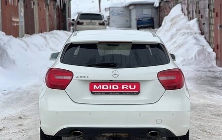 Mercedes-Benz A-Класс, 2013 год, 1 100 000 рублей, 4 фотография